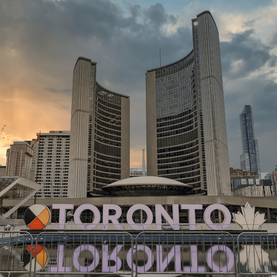 Airport taxi limo service downtown Things to do Toronto